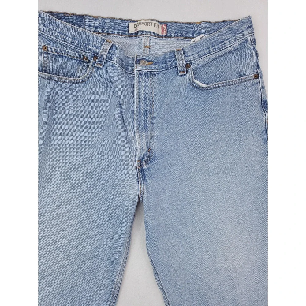 Levis 560 Jeans Mens 38x30 Blue Light Wash Comfort Fit Relaxed Tapered Denim Y2K